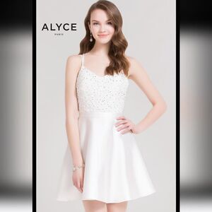 Alyce Paris Diamond White A-line Dress Size 12